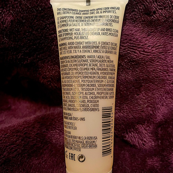 Ouai Concentrated Detox Shampoo-mini - Picture 2 of 6